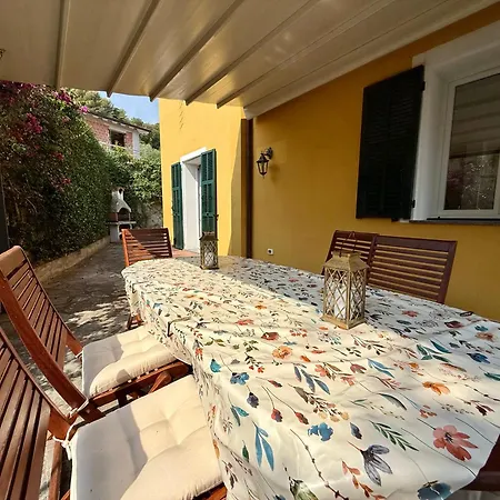 Vila Imperia With Garden *